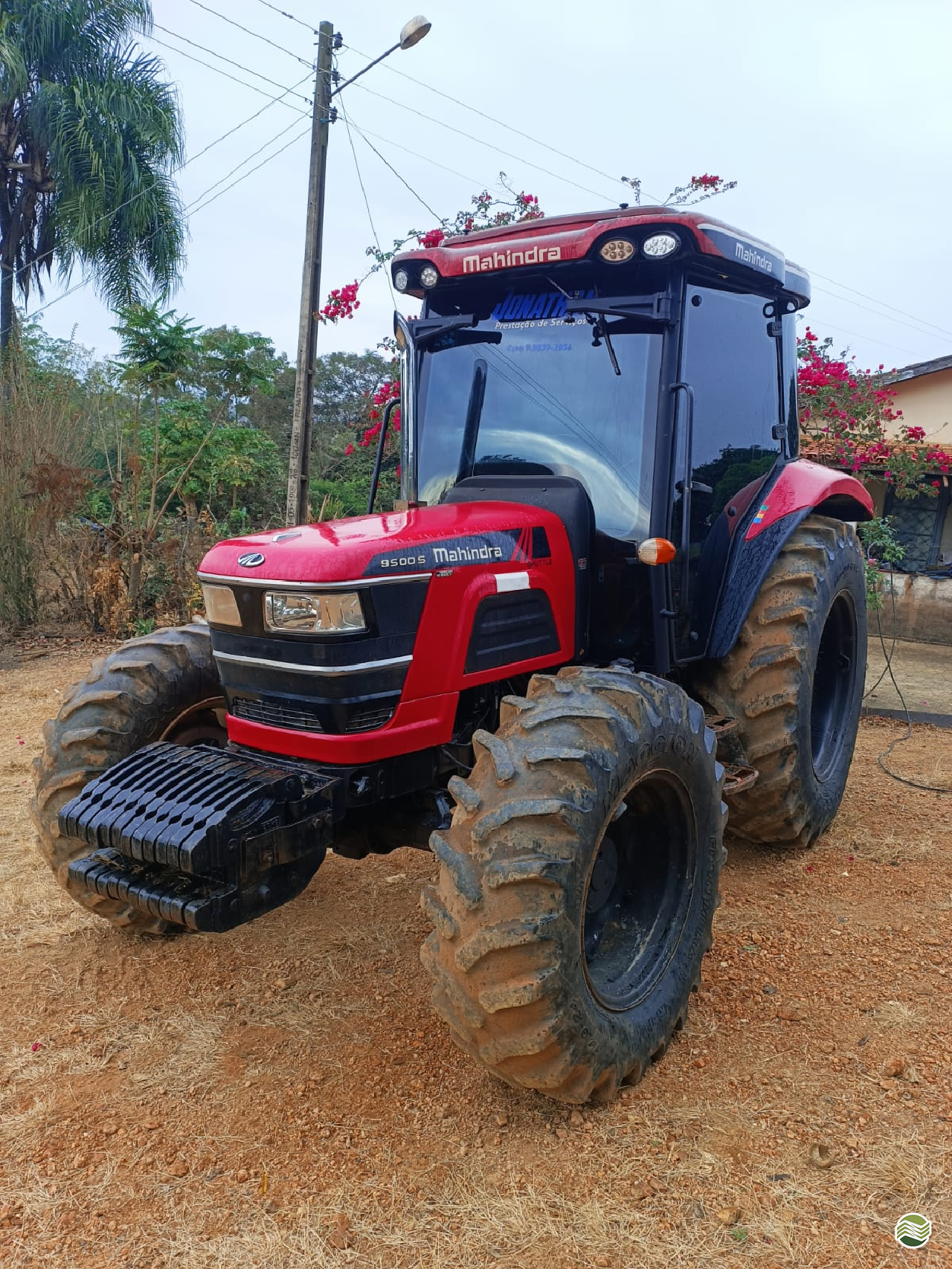 TRATOR MAHINDRA 9500 Tração 4x4 Marcão Tratores UBERABA MINAS GERAIS MG